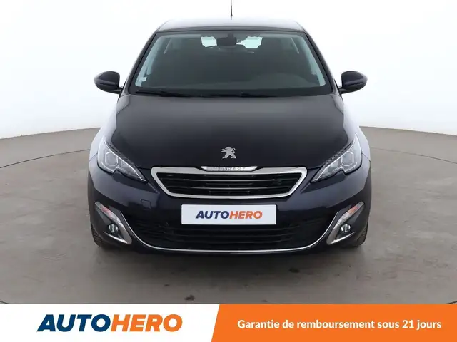 Peugeot 308 view 9