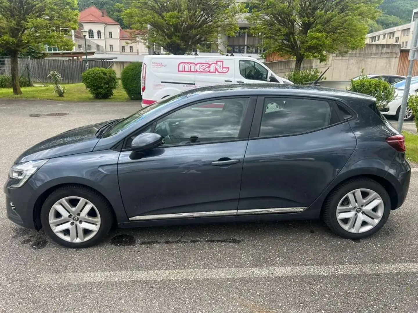Renault Clio Clio Zen TCe 100 Zen Grau - 1