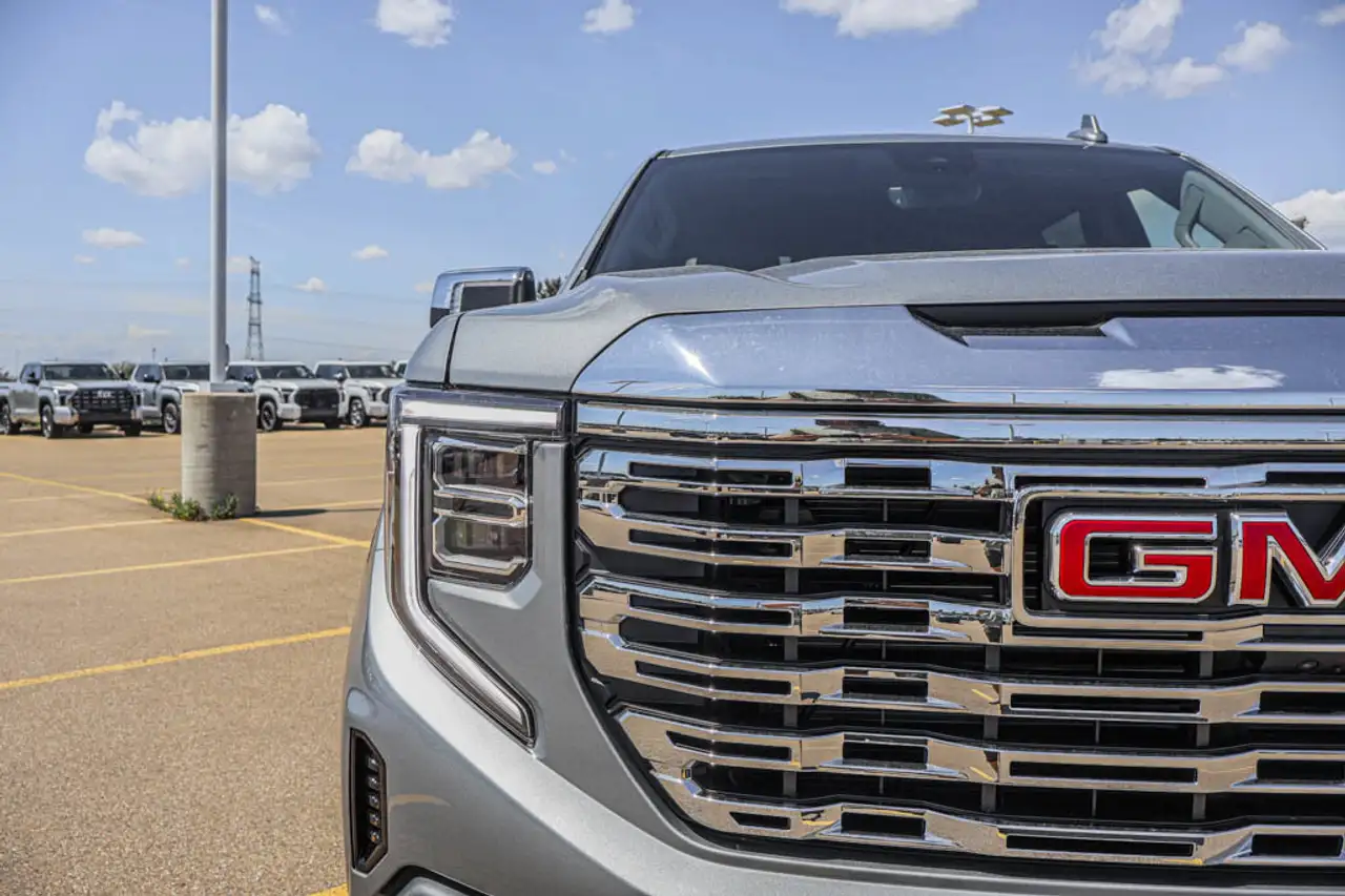 GMC Sierra 1500 photo GMC Sierra 1500