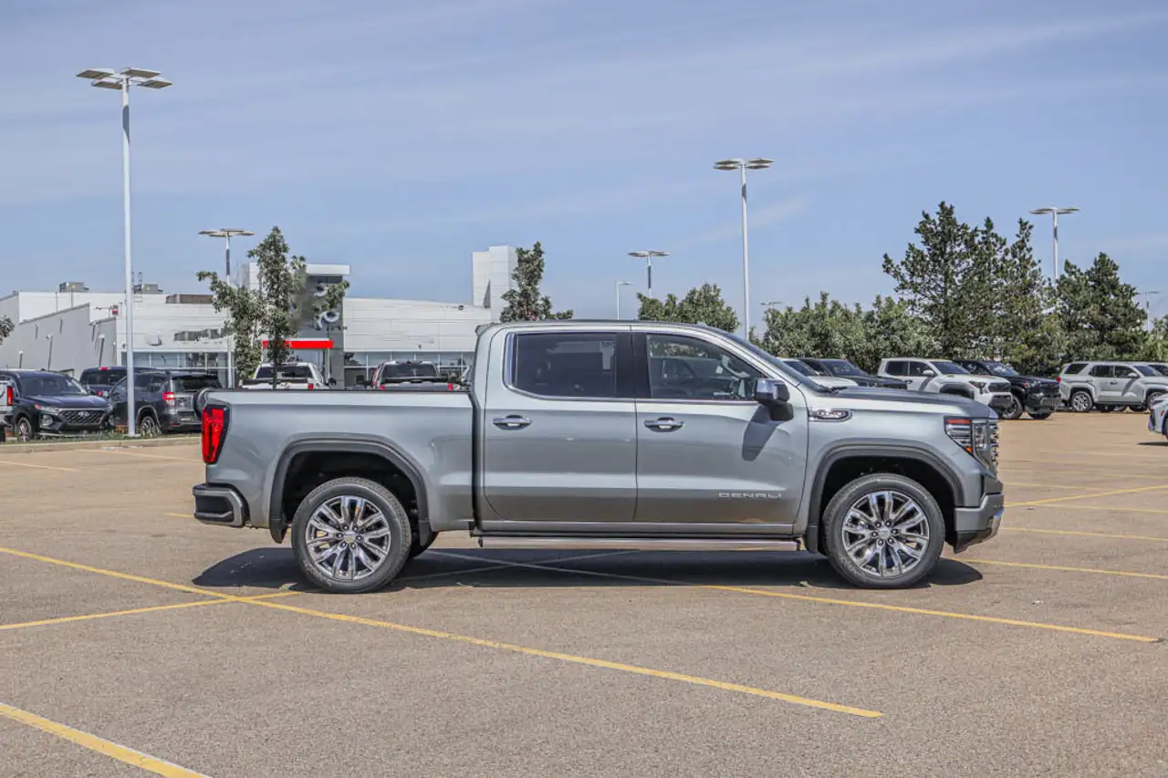 GMC Sierra 1500 photo GMC Sierra 1500