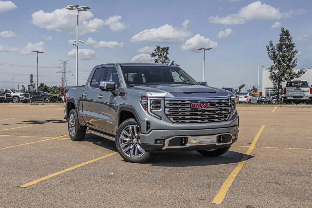 GMC Sierra 1500 photo GMC Sierra 1500