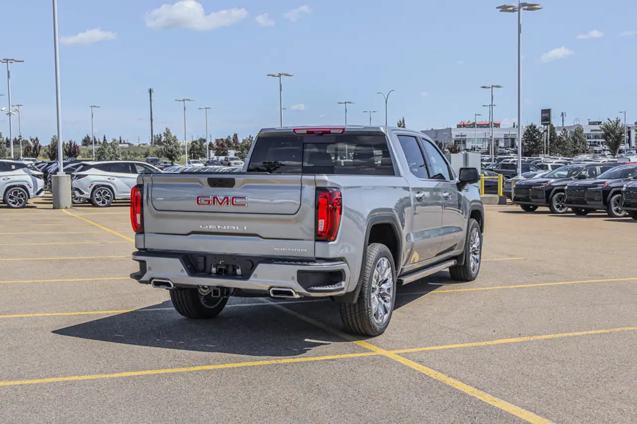 GMC Sierra 1500 photo GMC Sierra 1500