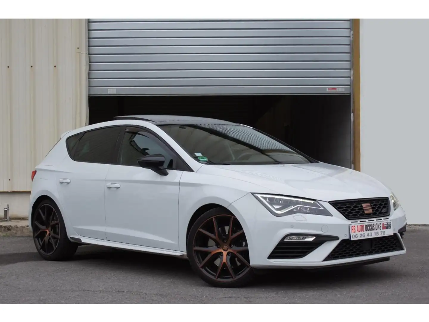 SEAT Leon Leon 2.0 16V TSI 290cv DSG7 Cupra Performance PHASE 2 Blanc - 1