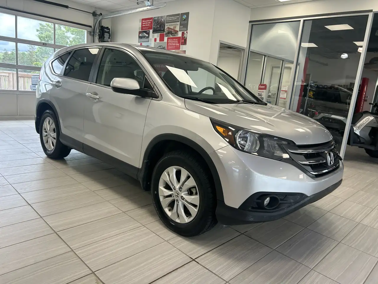 Honda CR-V photo Honda CR-V