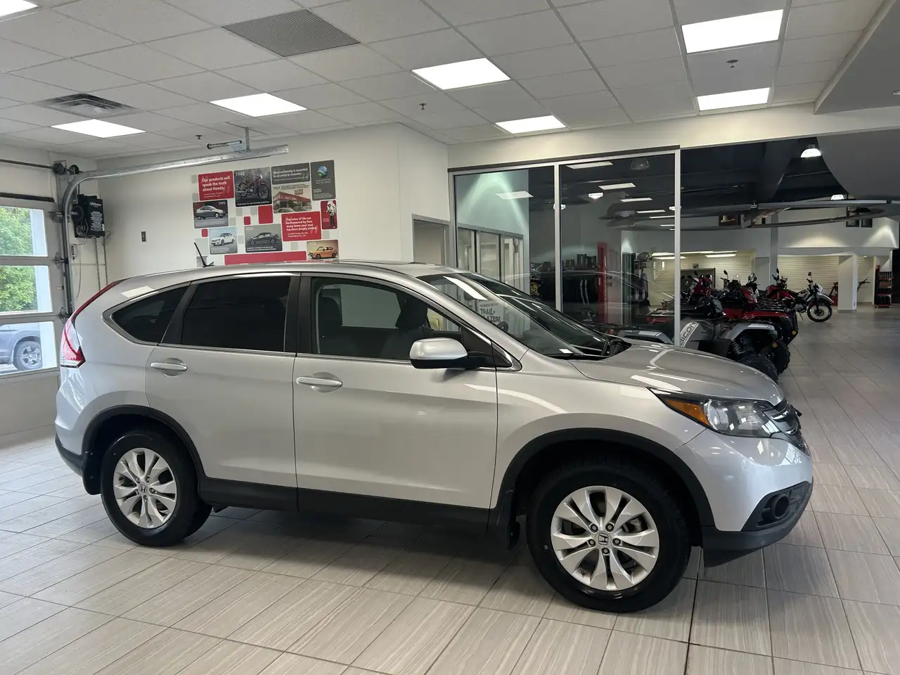 Honda CR-V photo Honda CR-V