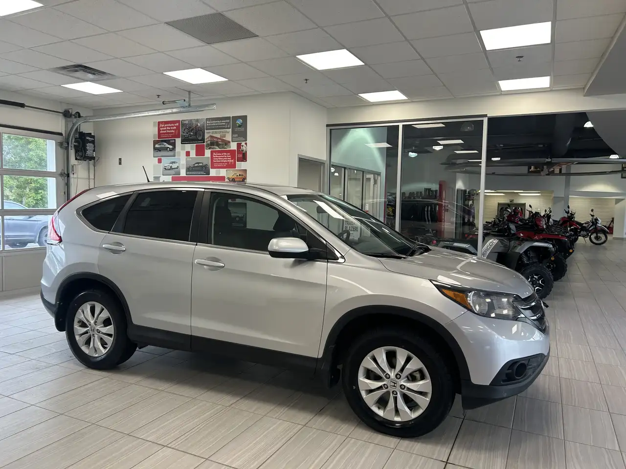 Honda CR-V photo Honda CR-V