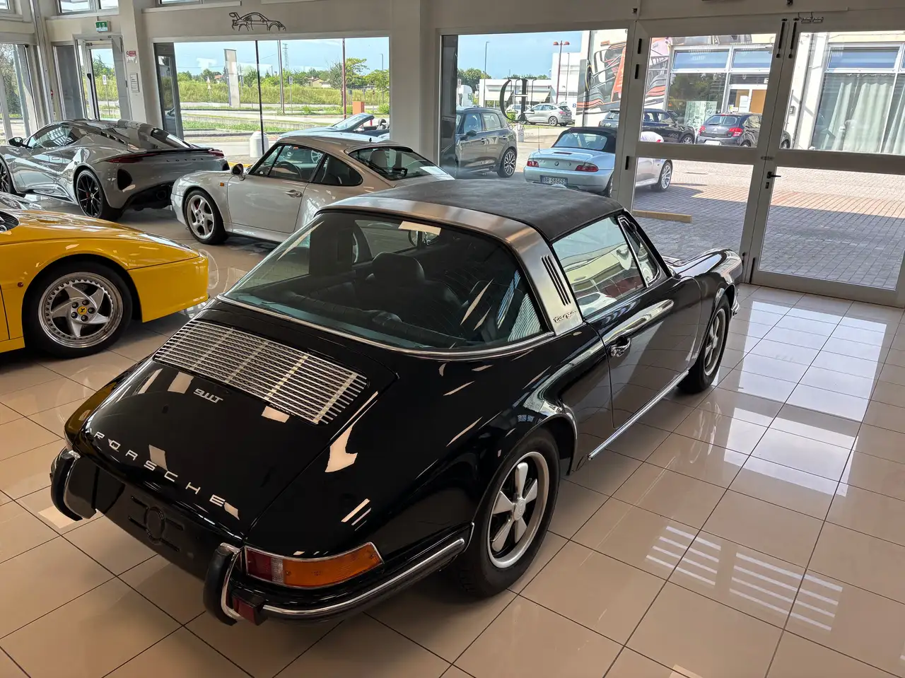 Porsche 911 T TARGA - RESTAURO COMPLETO, foto 9