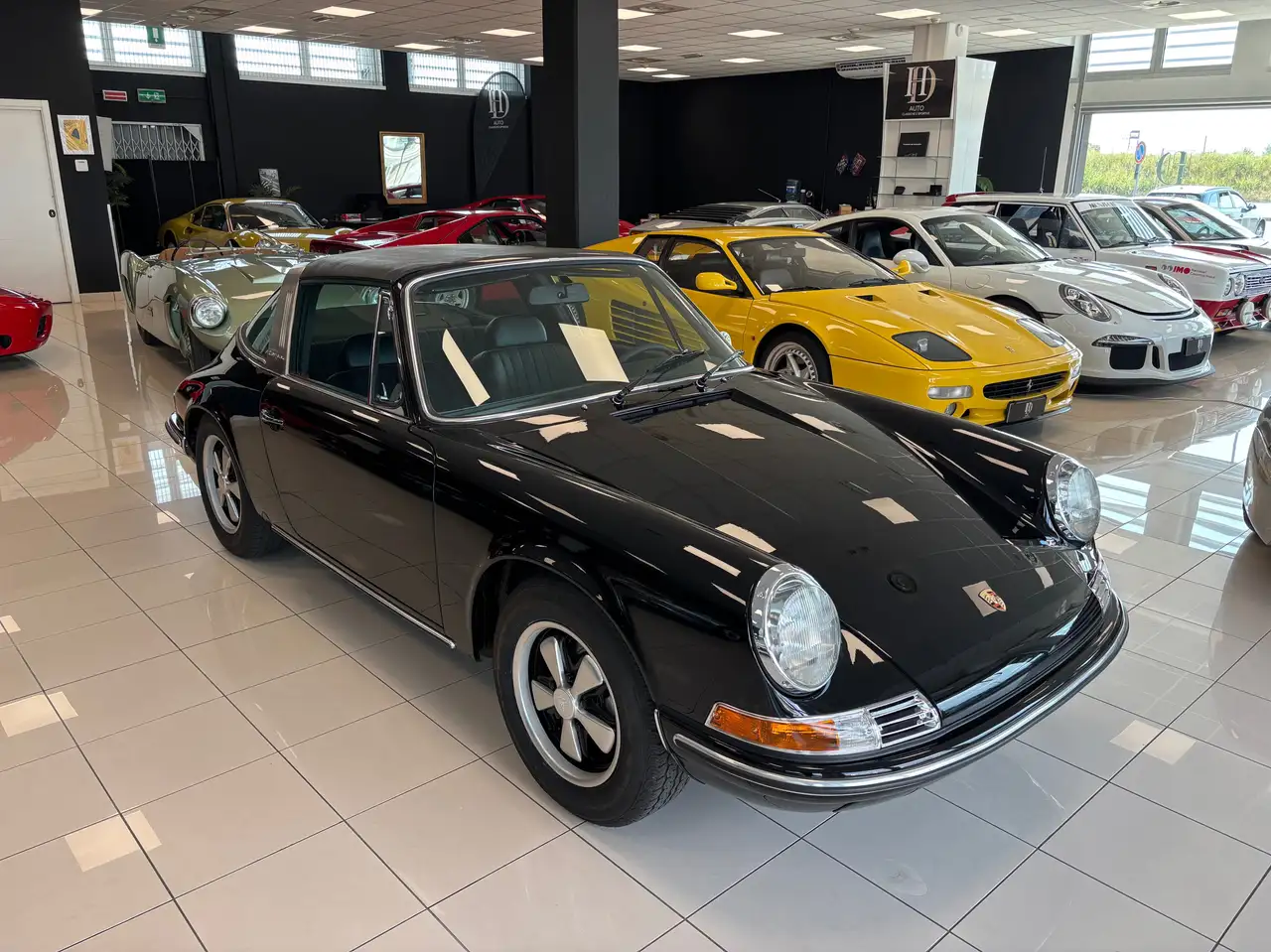 Porsche 911 T TARGA - RESTAURO COMPLETO, foto 1