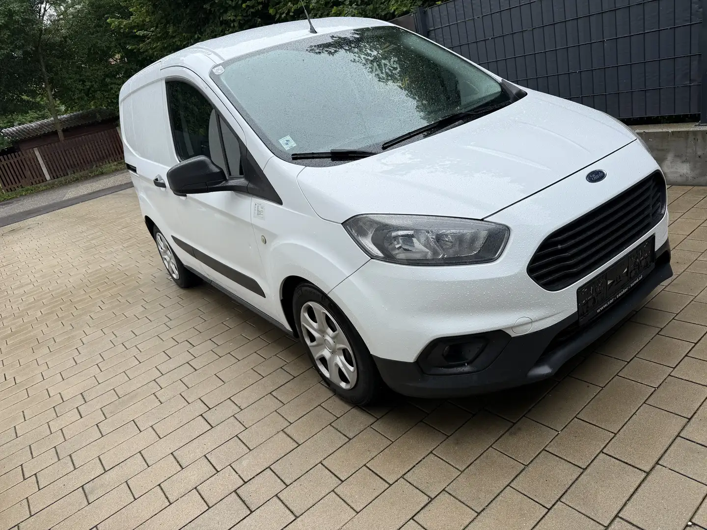 Ford Transit Courier 1,5 TDCi Ambiente - 2