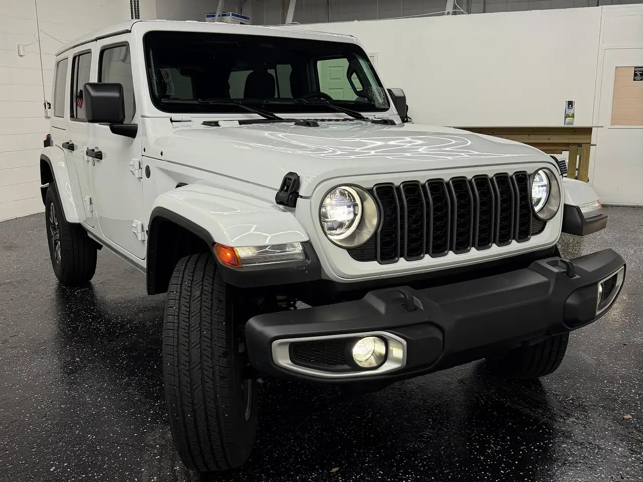 Jeep Wrangler 2026 — фото 12