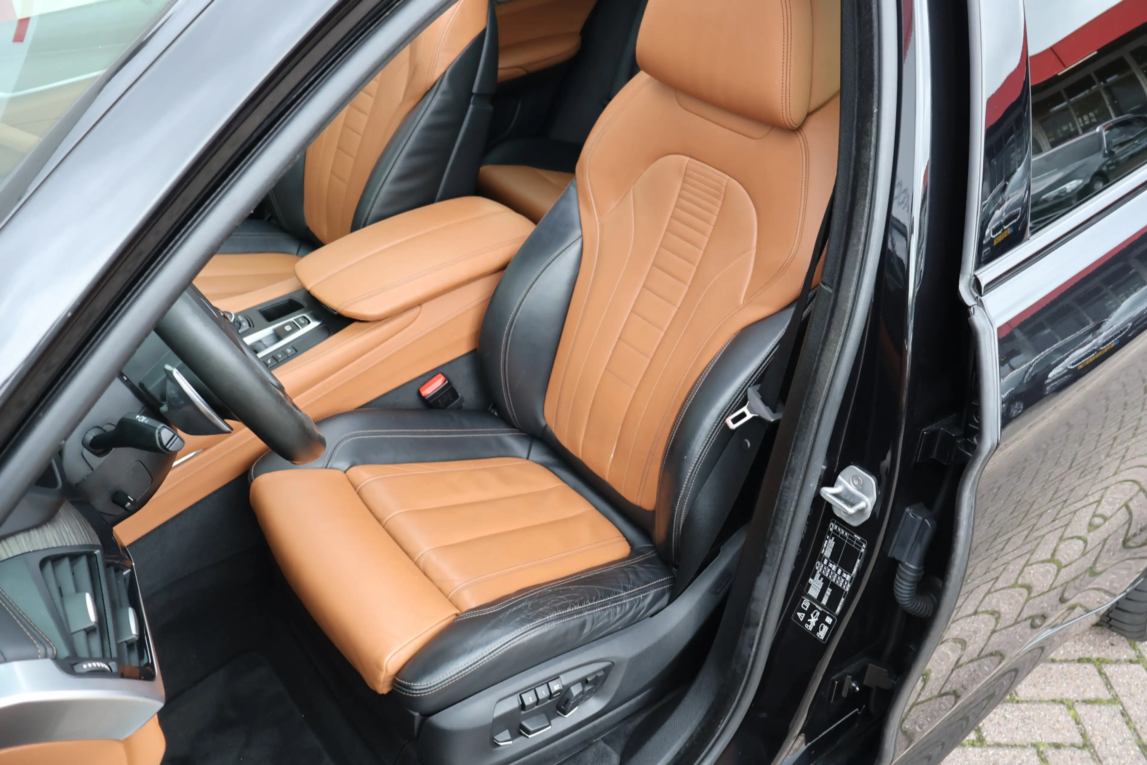 BMW X6 xDrive40d High Executive — photo 6