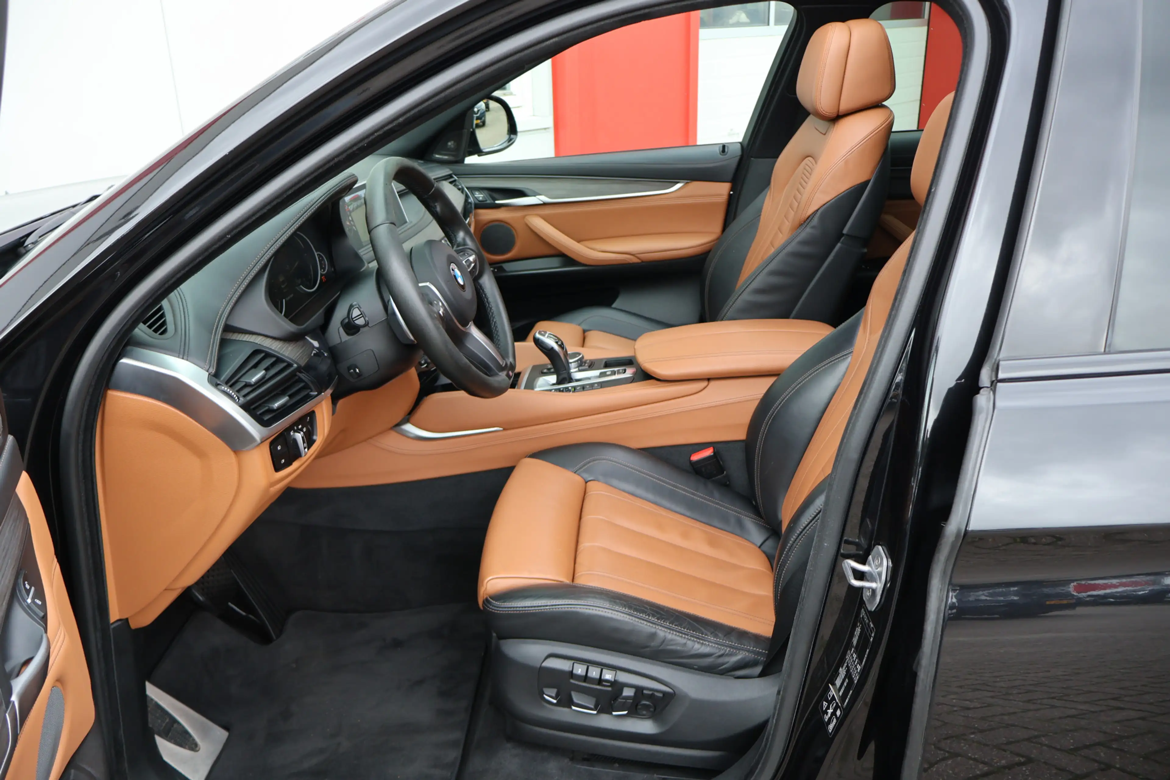BMW X6 xDrive40d High Executive — photo 5