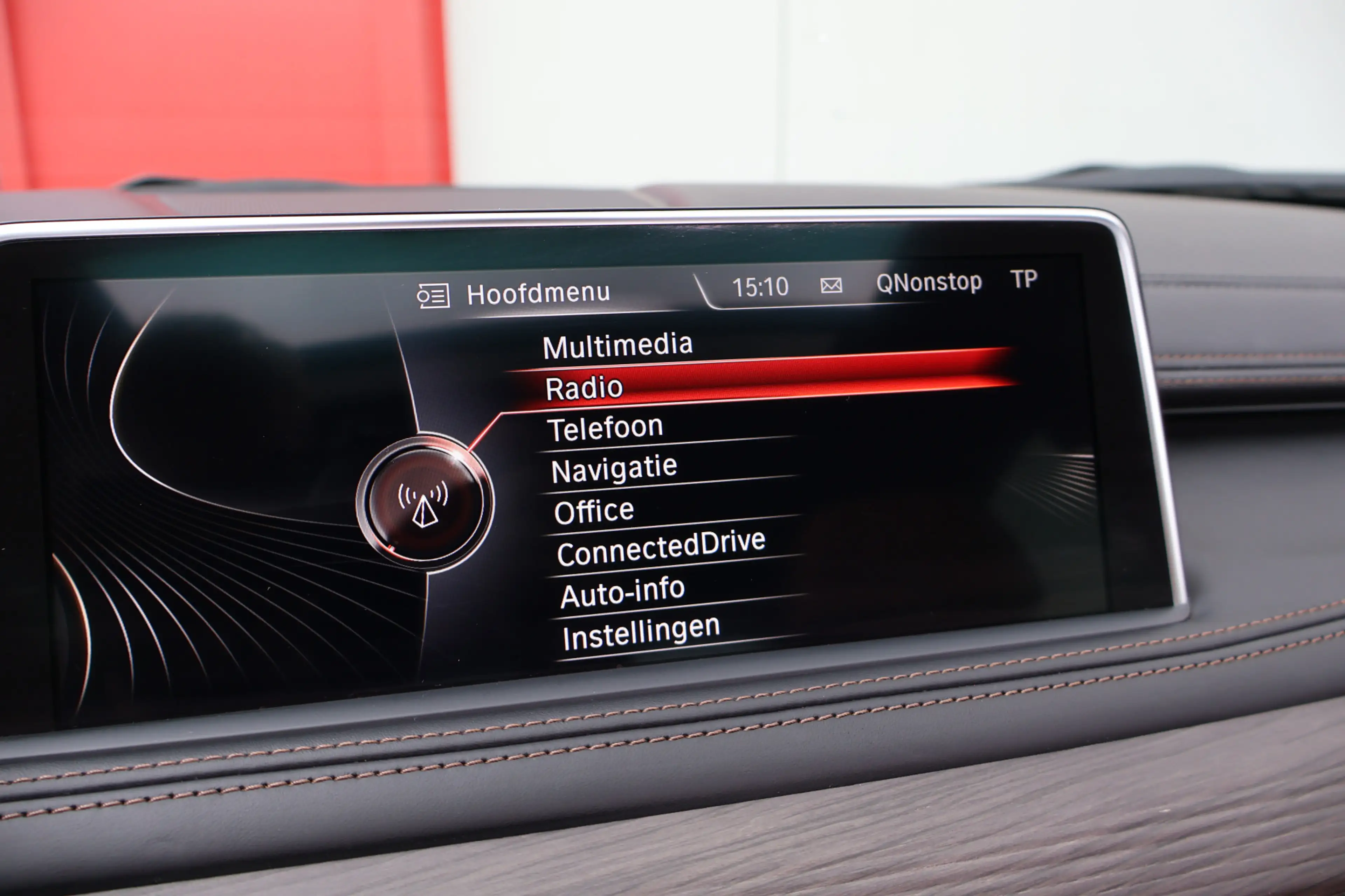 BMW X6 xDrive40d High Executive — photo 9