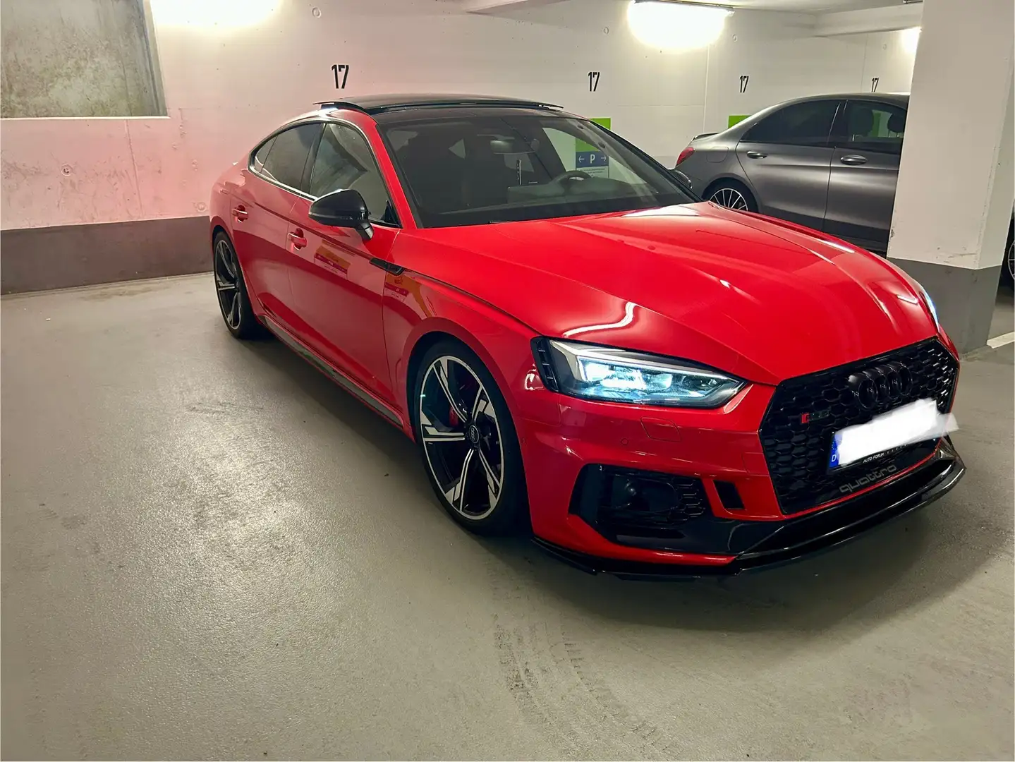 Audi RS5 2.9 TFSI quattro Červená - 2