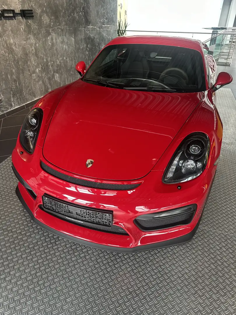 Porsche Cayman GT4 - 2