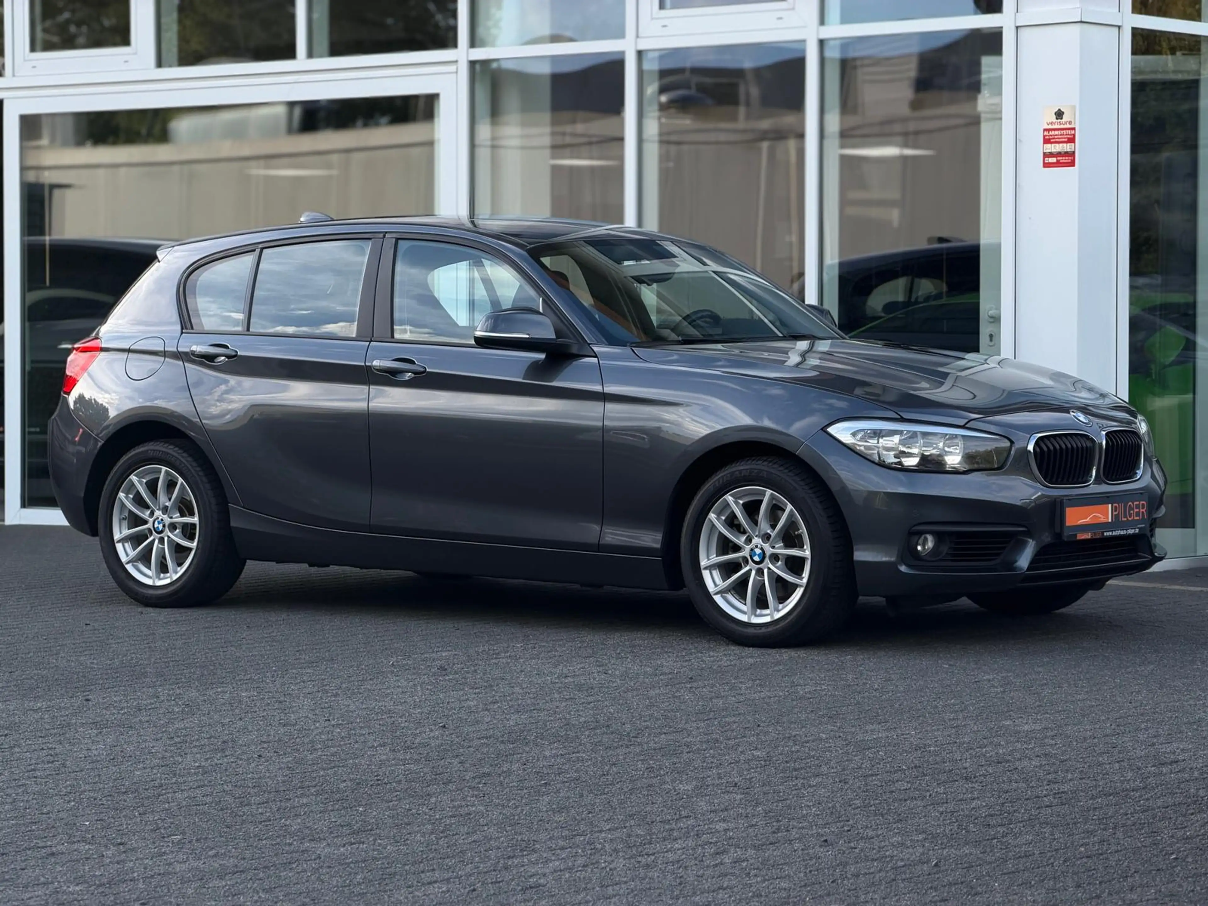 BMW 120 F20 120i SportLine*Shz*Pdc*Klima*BT — photo 3