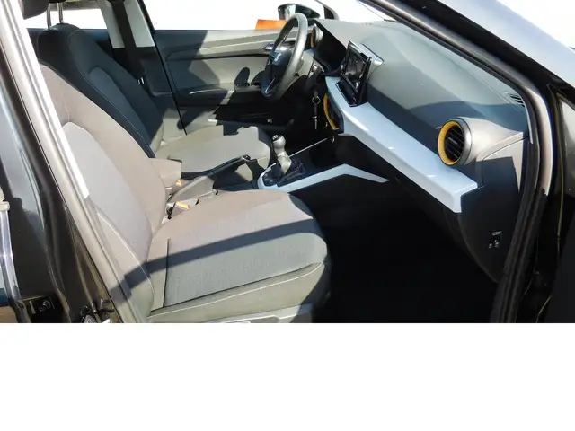 Seat Arona view 12