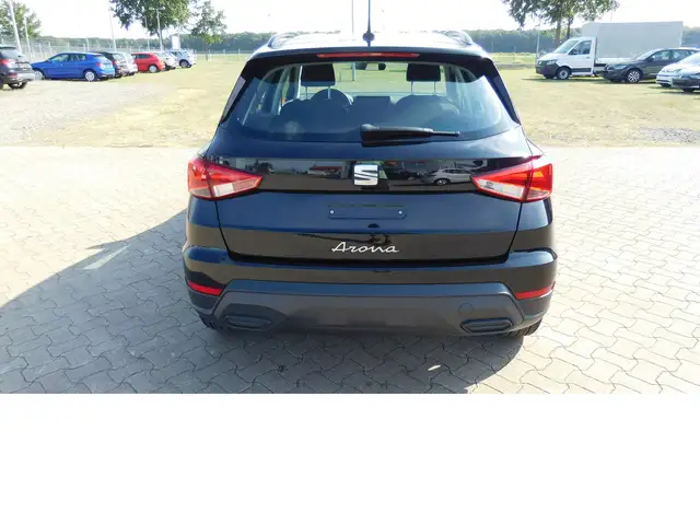 Seat Arona view 4