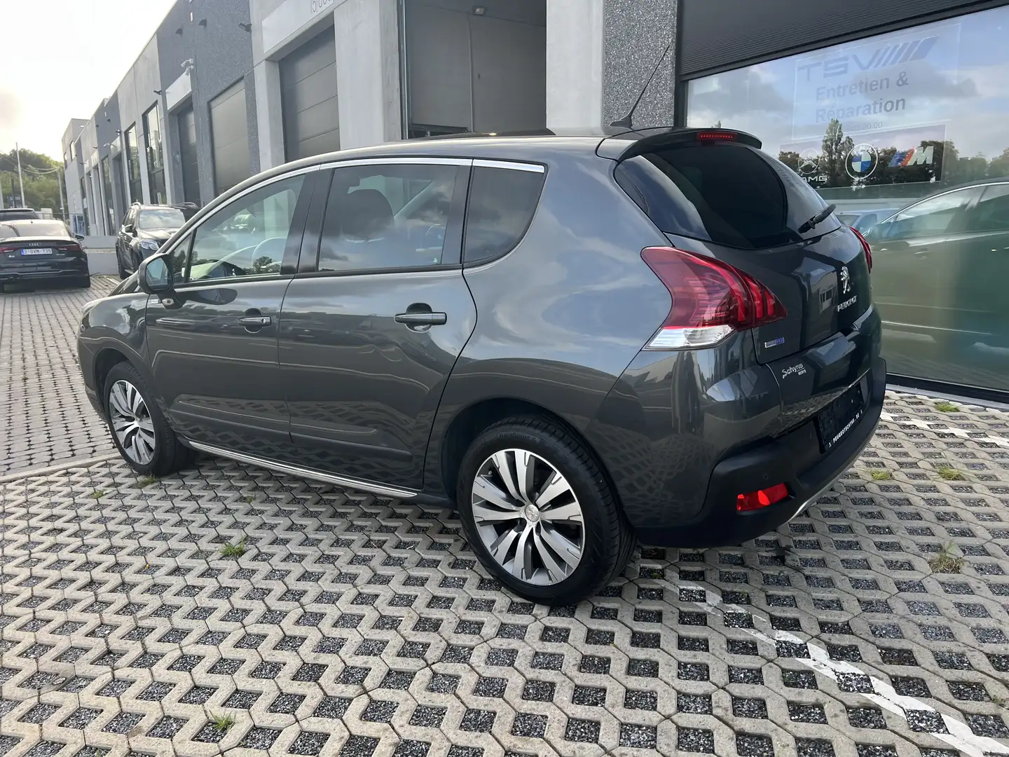 Peugeot 3008 1.6 BlueHDi Style - 1