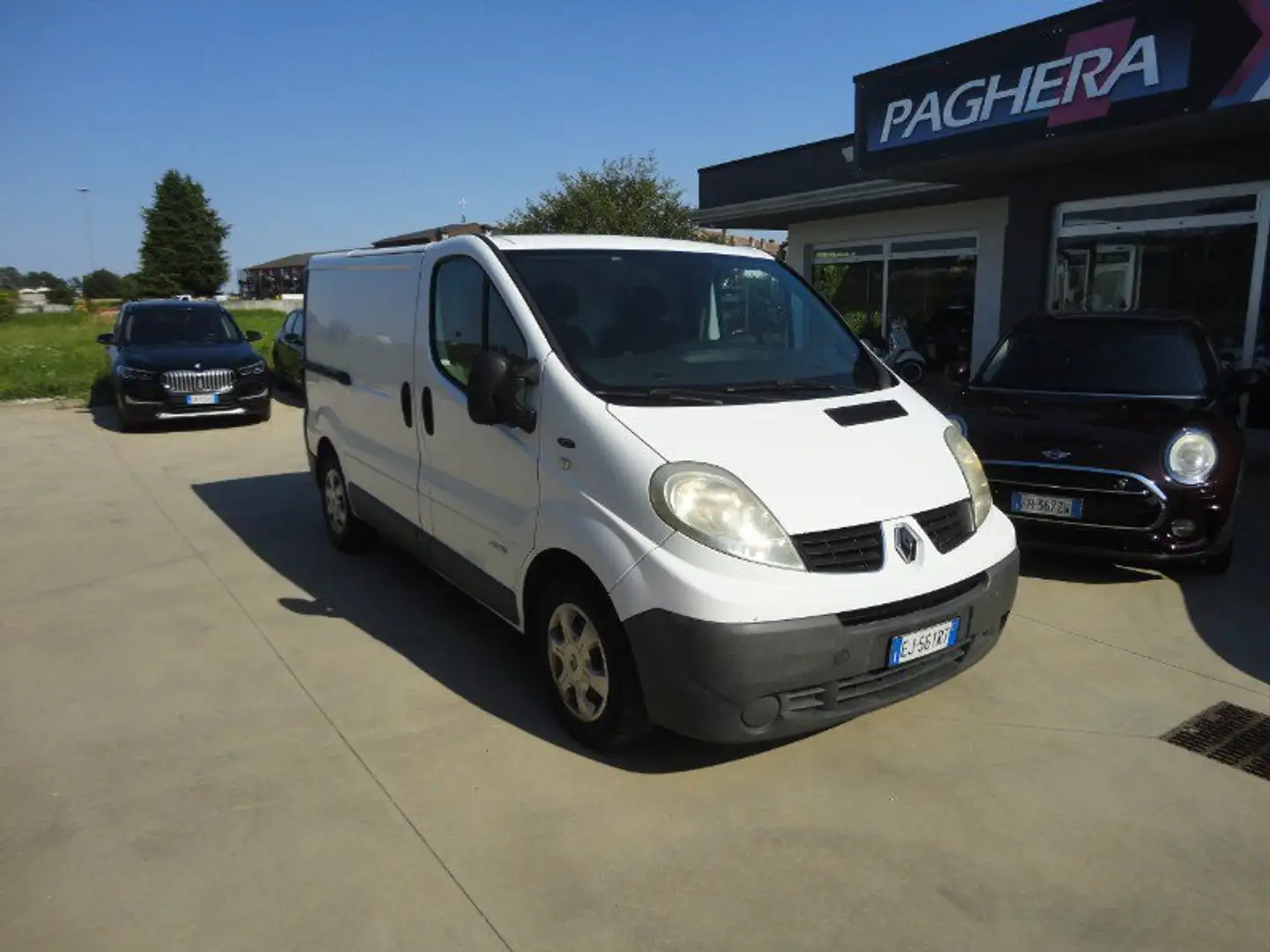 Renault Trafic Trafic T29 2.0 dCi/115 PC-TN Furgone DPF Blanc - 1