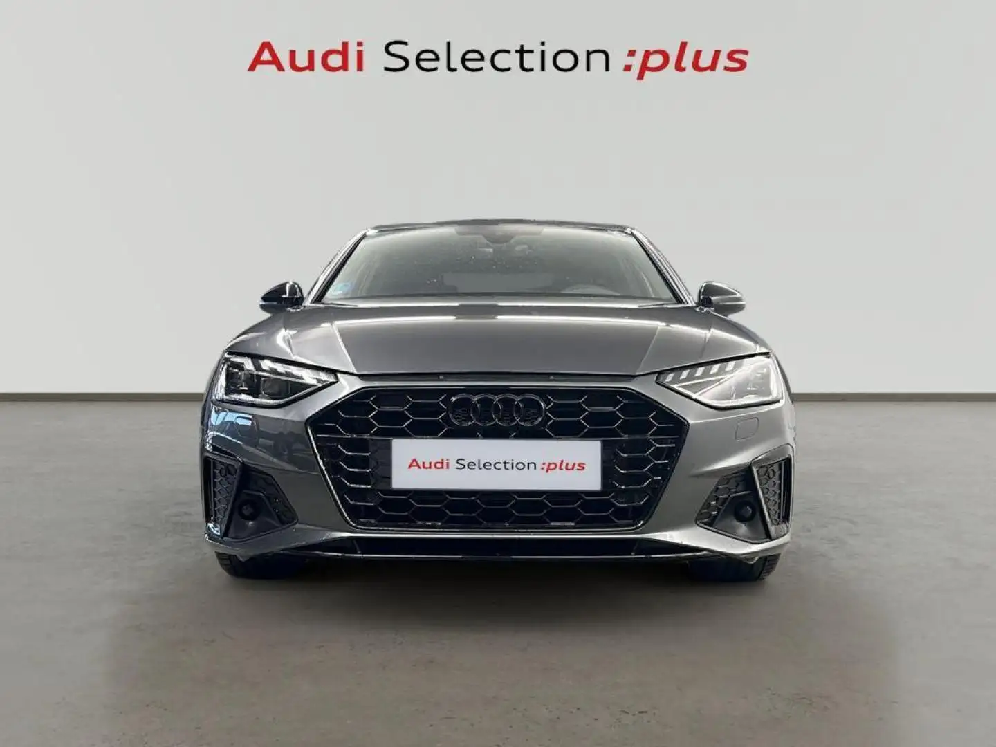 Audi A4 35 TDI Black line S tronic 120kW Grau - 2