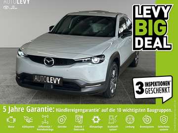 e-SKYACTIV First Edition Navi+CarPlay+PDC
