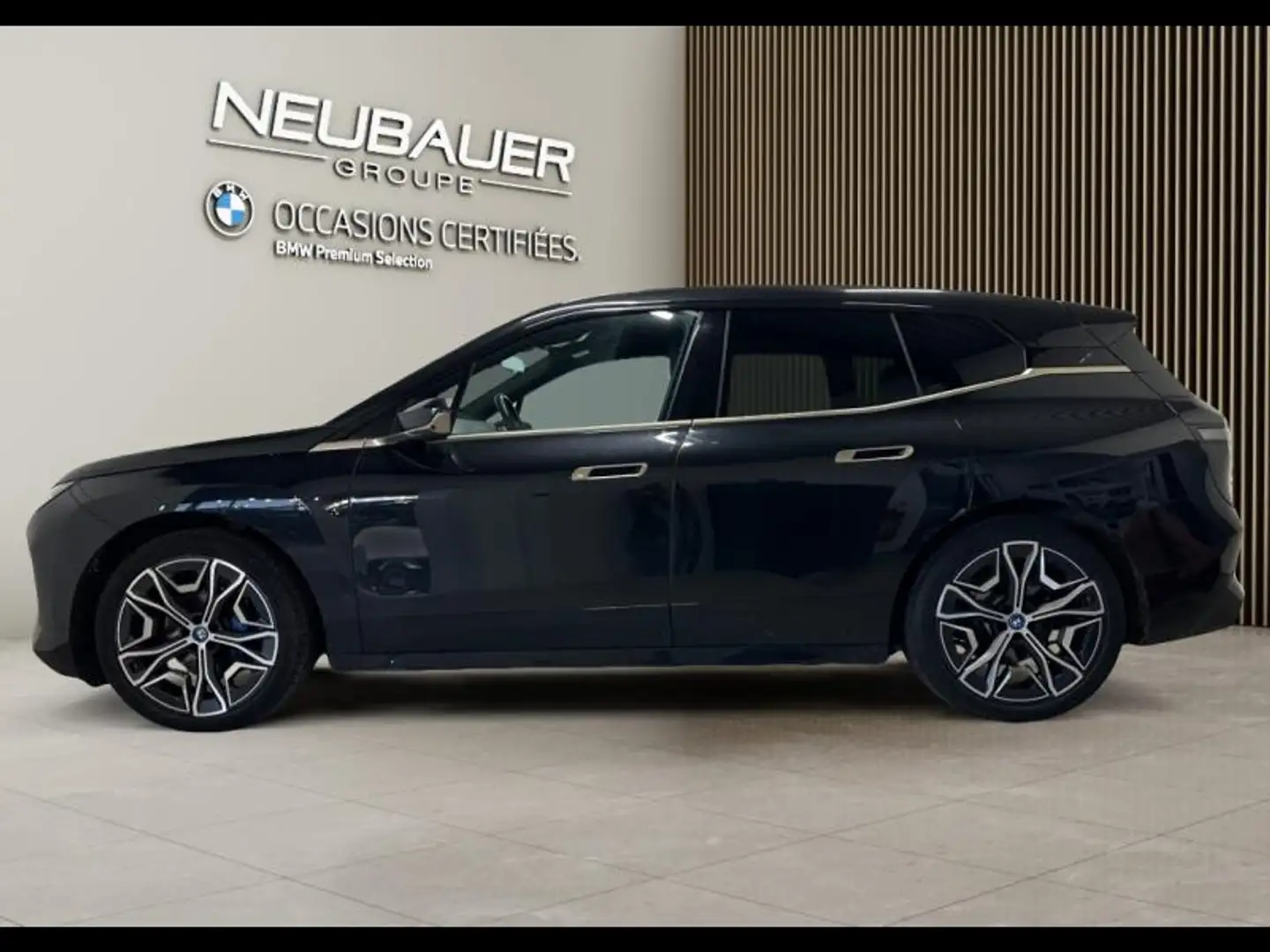 BMW iX xDrive40 326ch Noir - 2