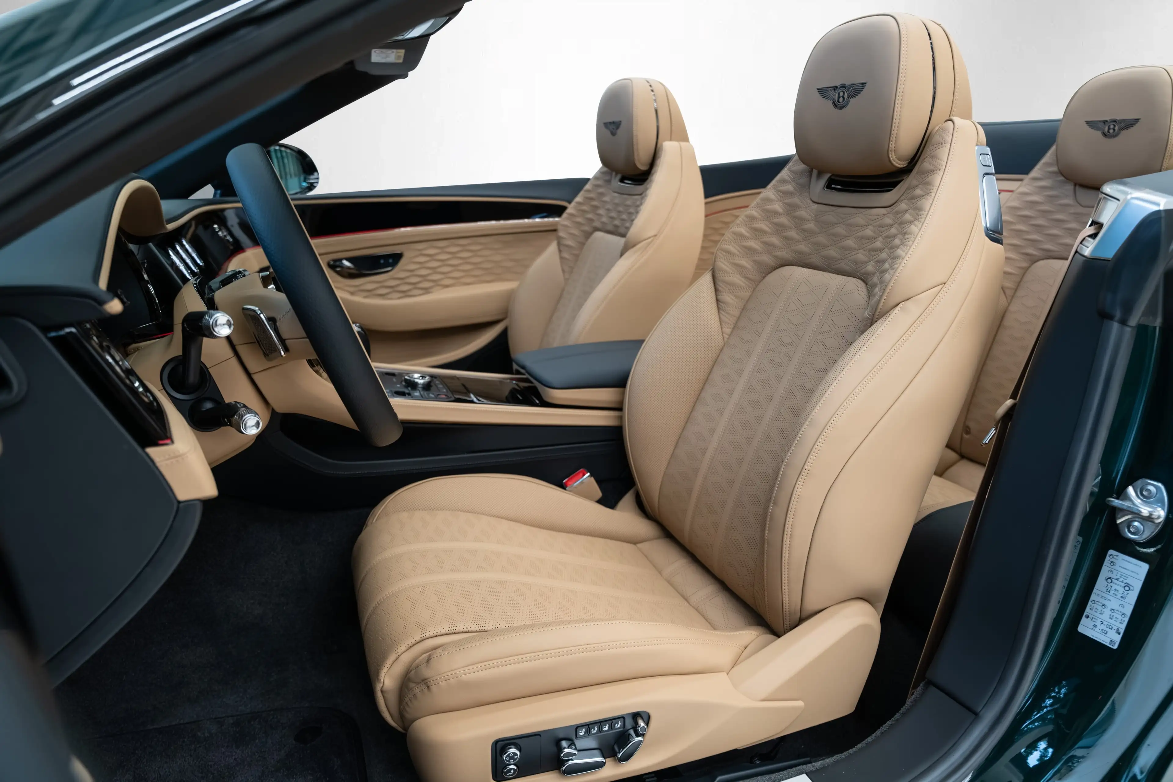 Bentley Continental GTC S *ModelYear27* — photo 14