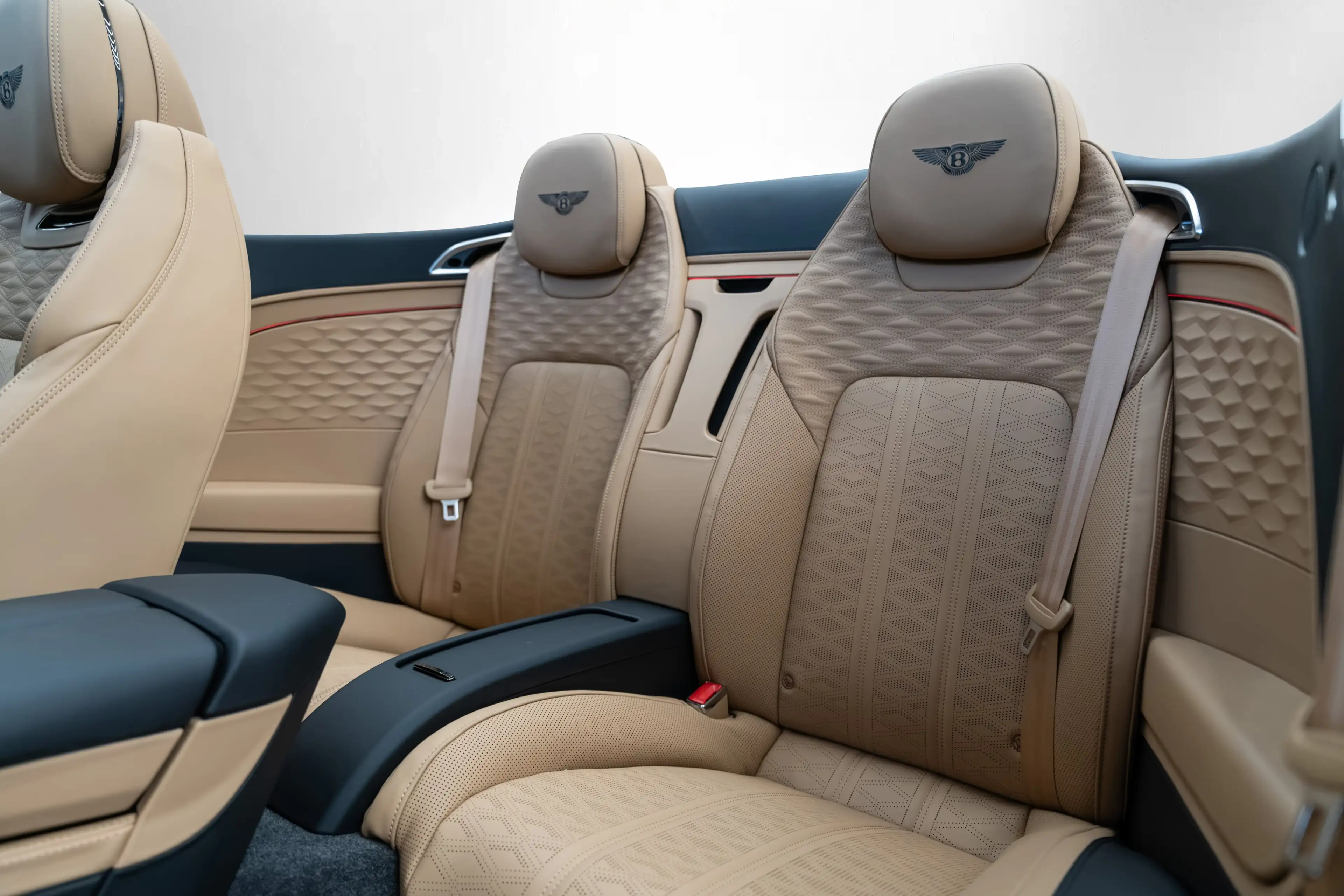 Bentley Continental GTC S *ModelYear27* — photo 15