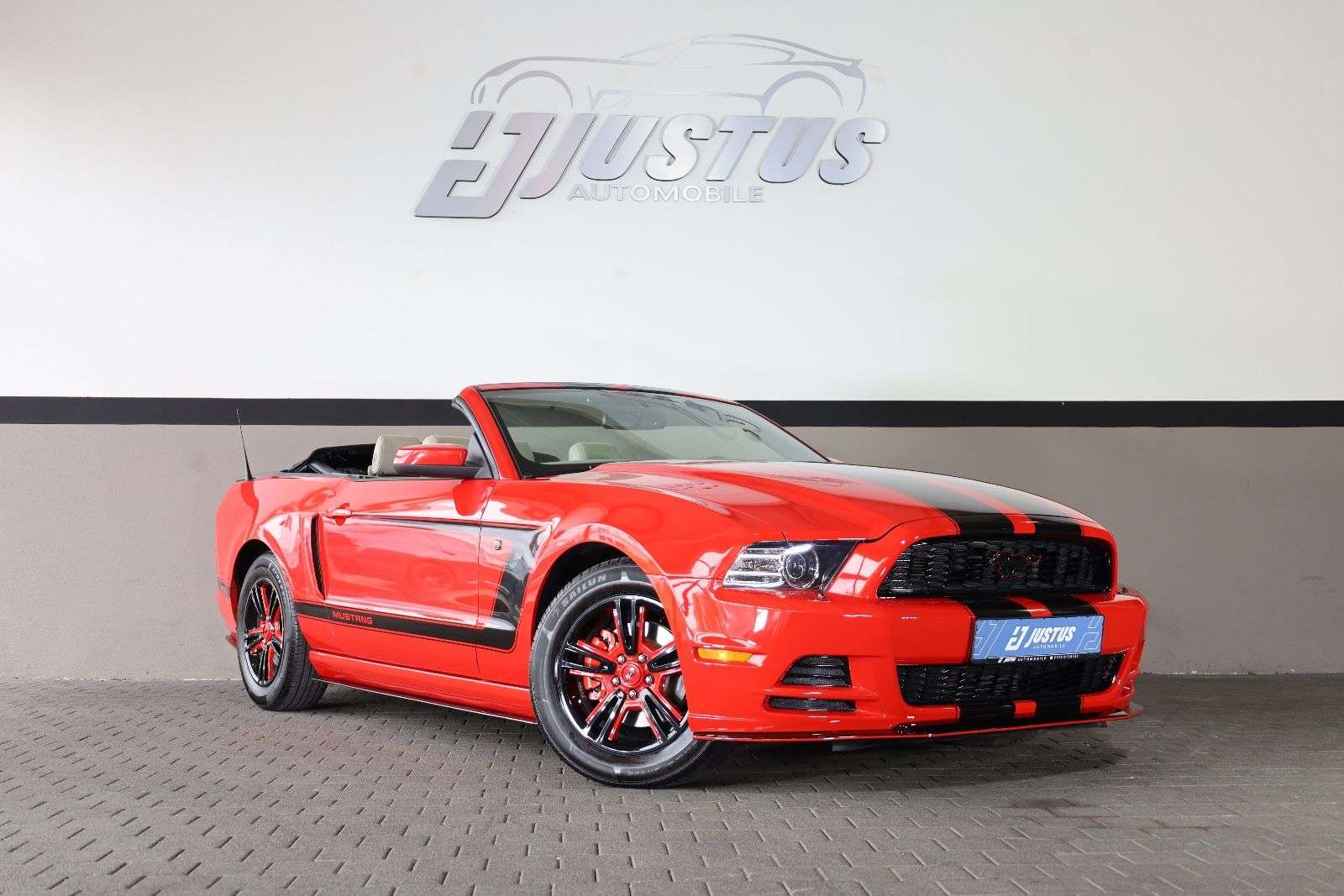 Second hand Ford Mustang 