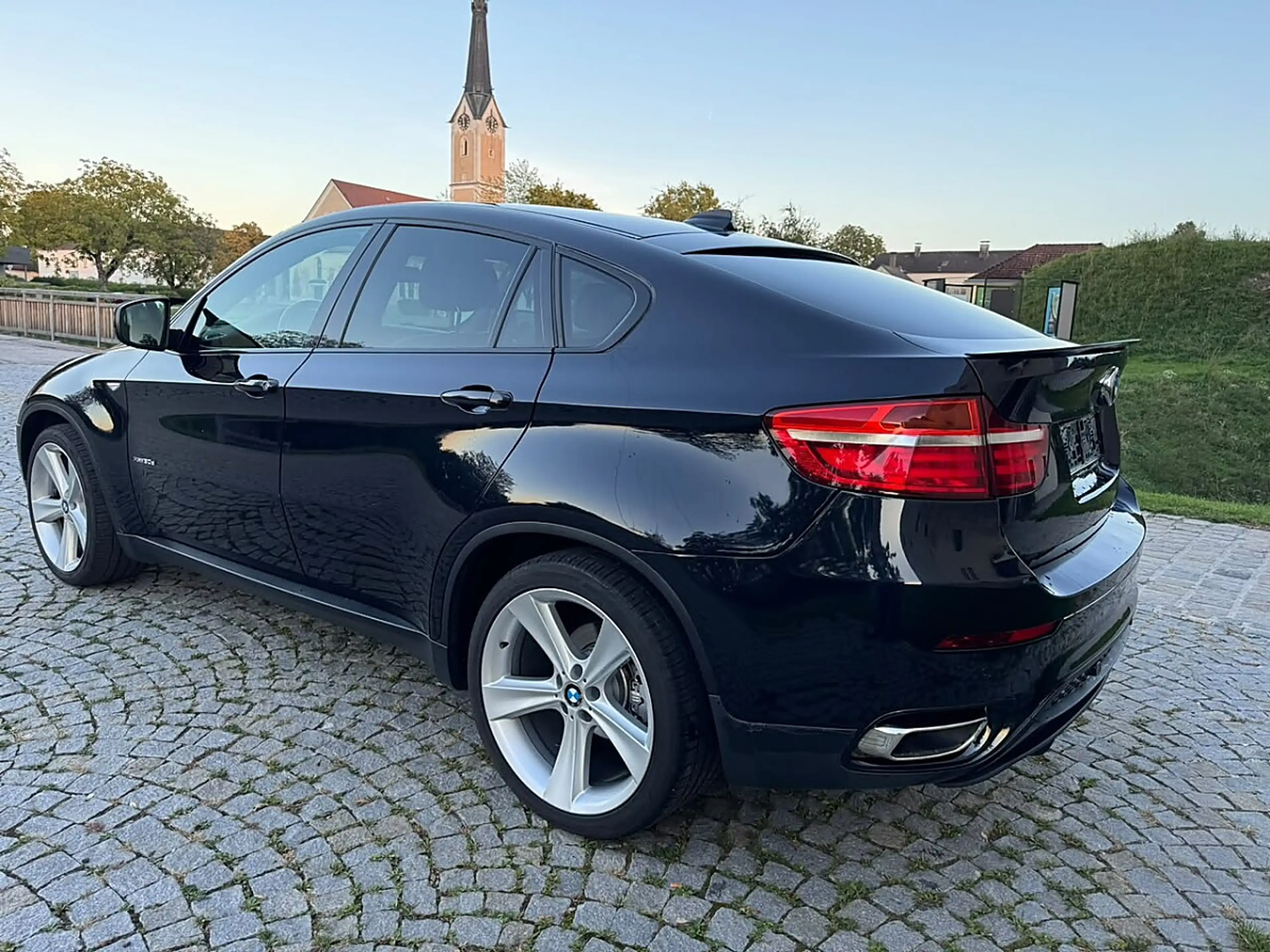 BMW X6 xDrive30d Aut.M-PERFORMANC/HEAD-UP/NAVI/LE•••SU... — photo 14