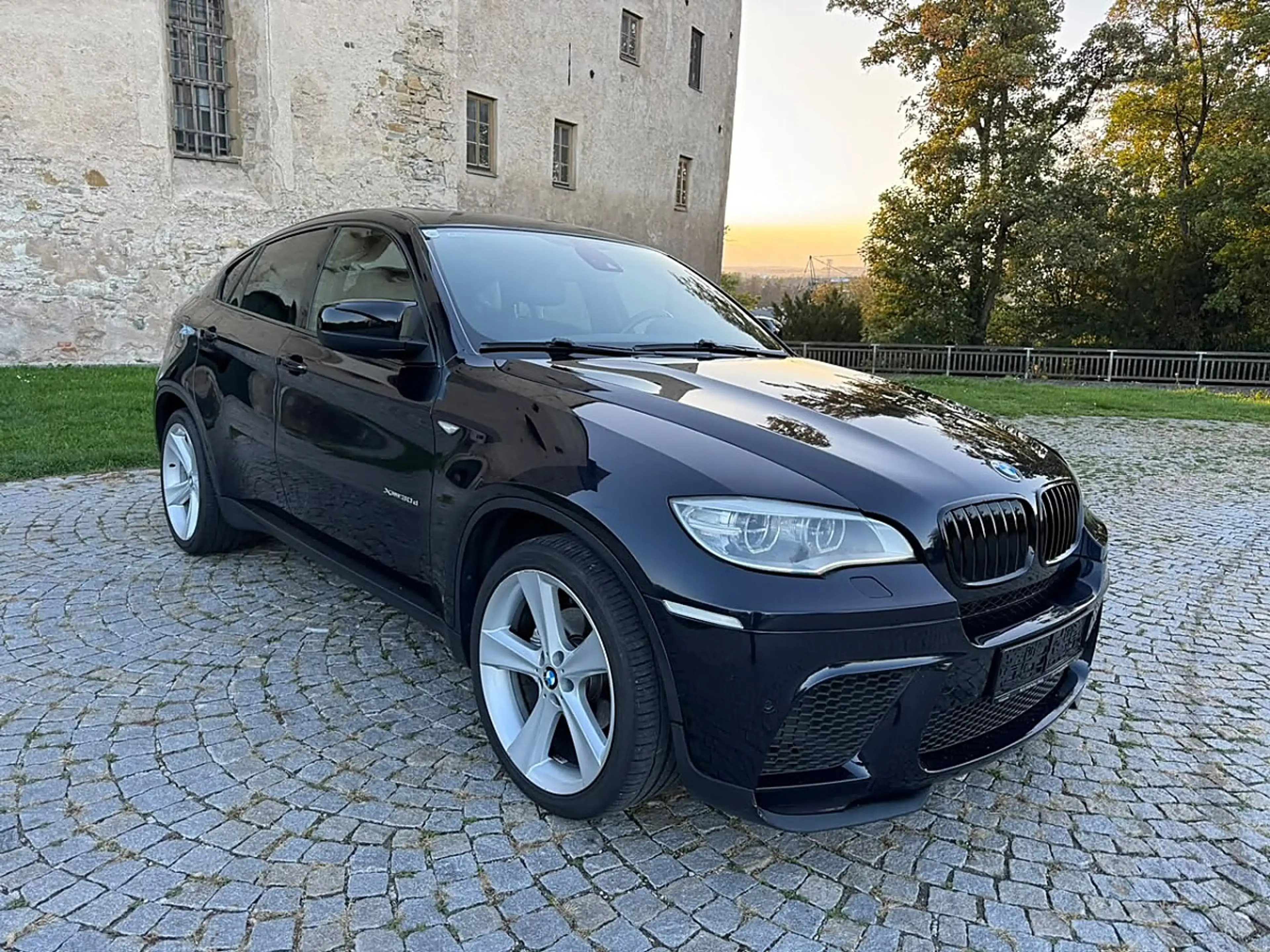 BMW X6 xDrive30d Aut.M-PERFORMANC/HEAD-UP/NAVI/LE•••SU... — photo 4