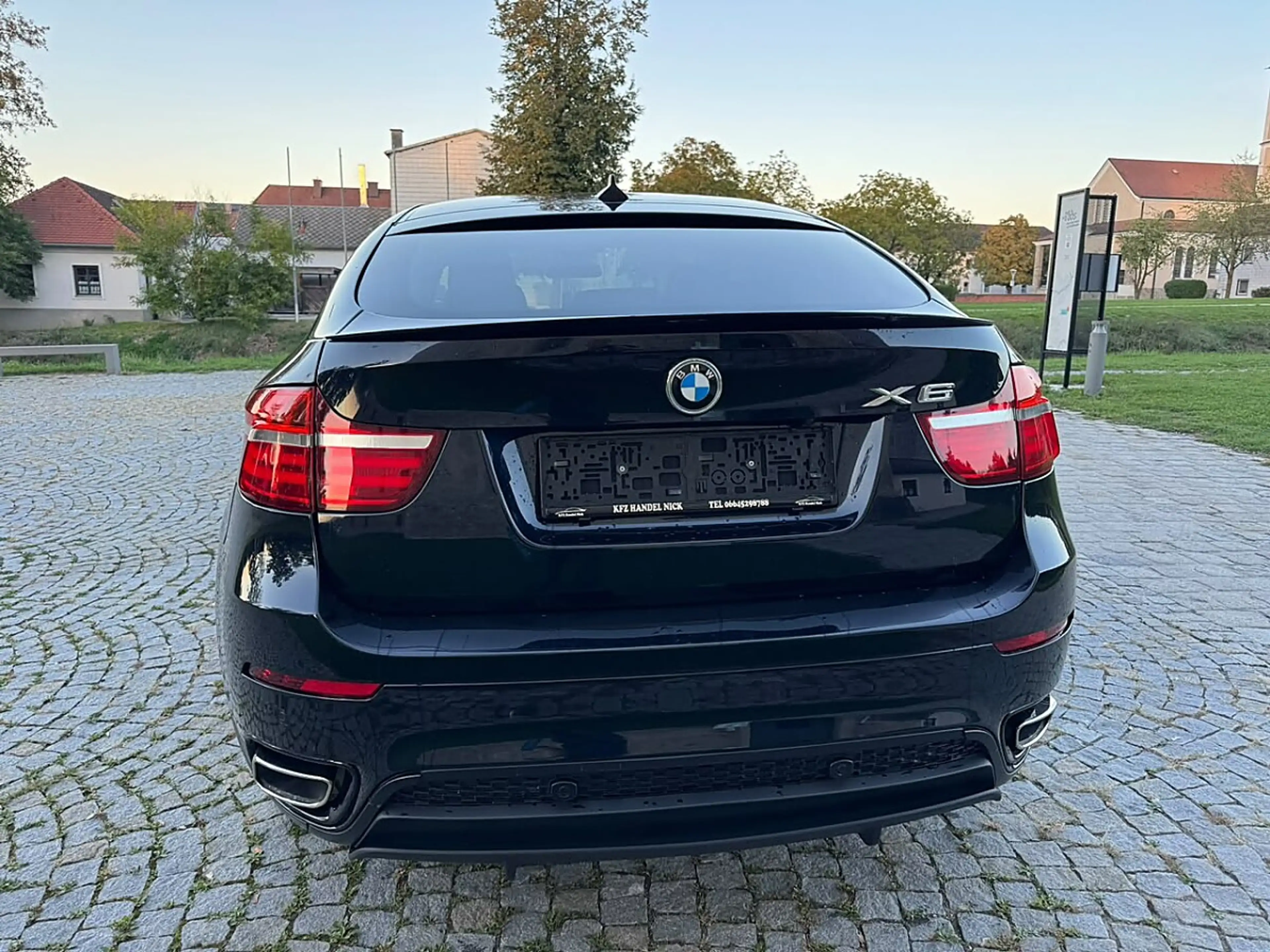 BMW X6 xDrive30d Aut.M-PERFORMANC/HEAD-UP/NAVI/LE•••SU... — photo 13