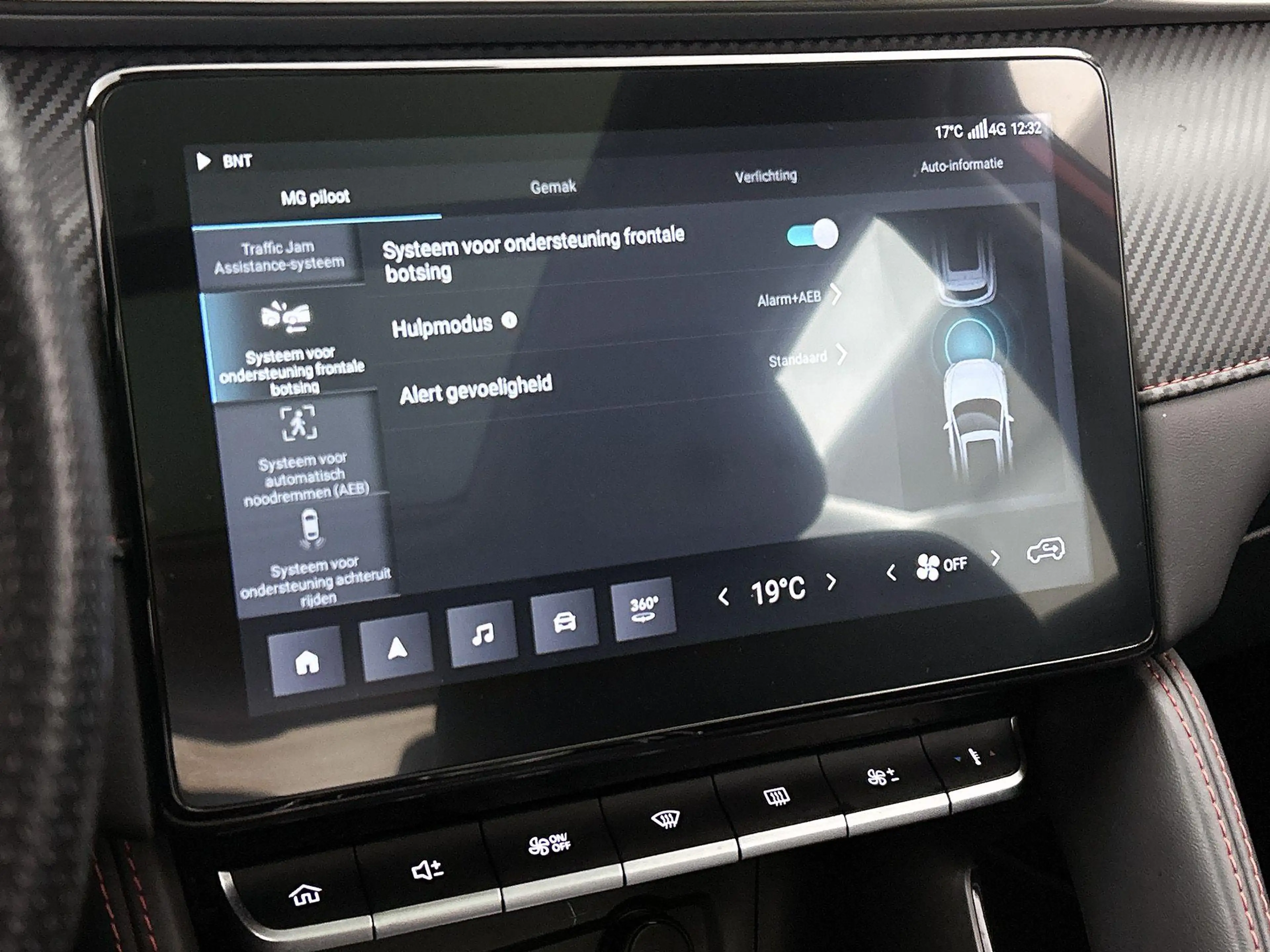 MG ZS EV Standard Range Luxury 50 kWh | Panoramadak | Ap — photo 15