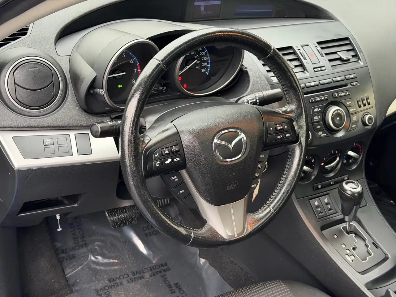 Mazda 3 снимка Mazda 3