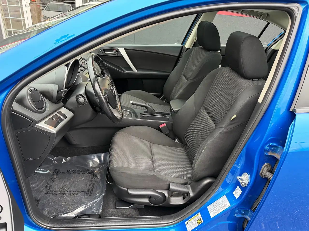 Mazda 3 снимка Mazda 3