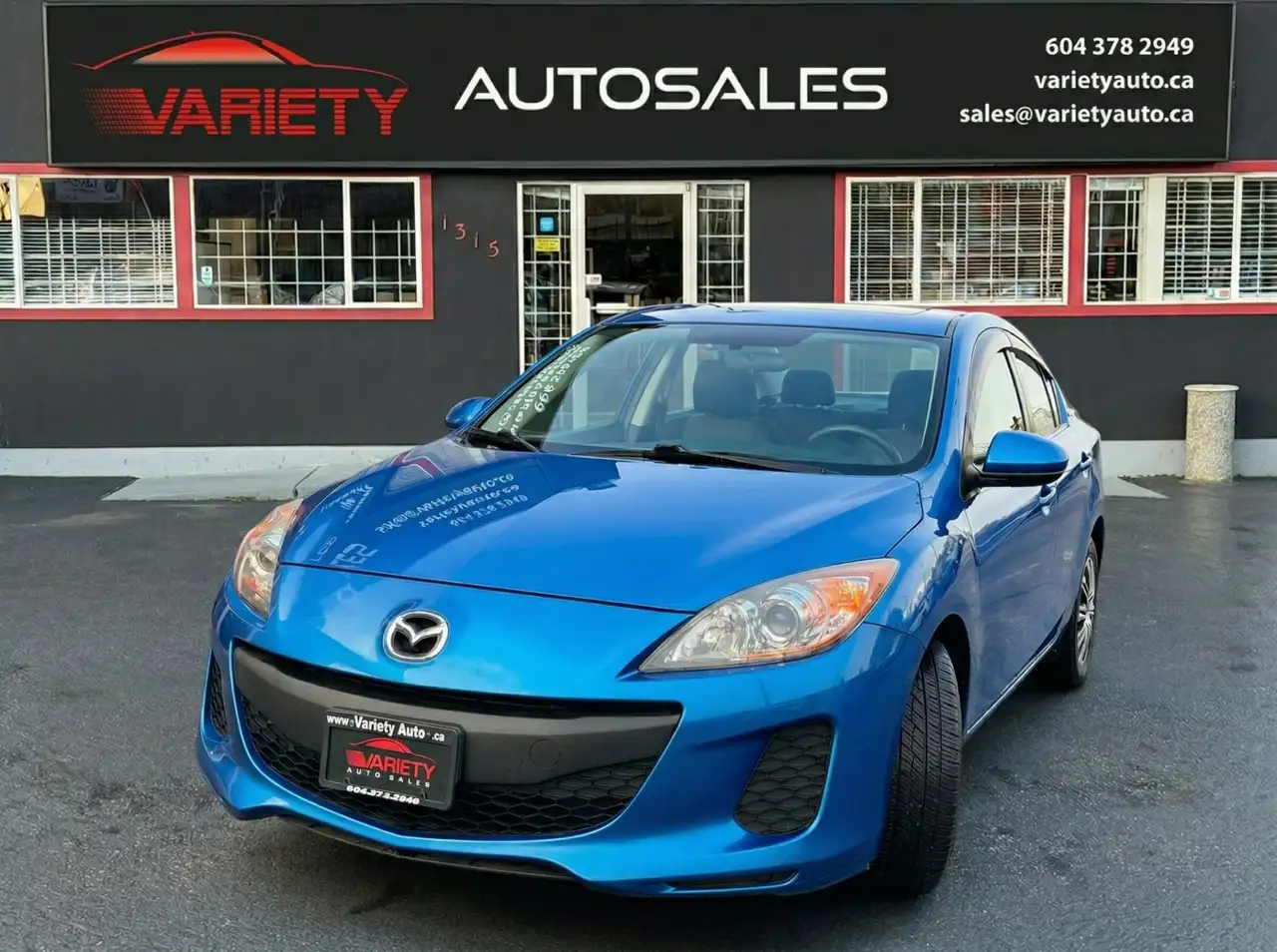 Mazda 3 снимка Mazda 3