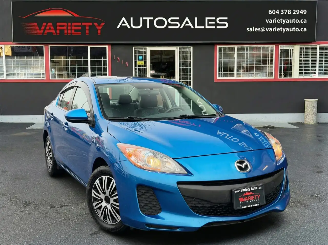 Mazda 3 снимка Mazda 3