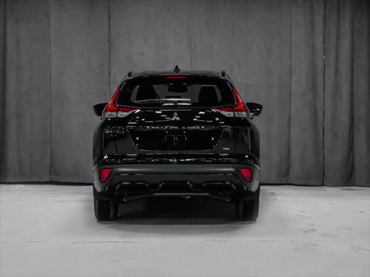 Mitsubishi Eclipse Cross снимка Mitsubishi Eclipse Cross