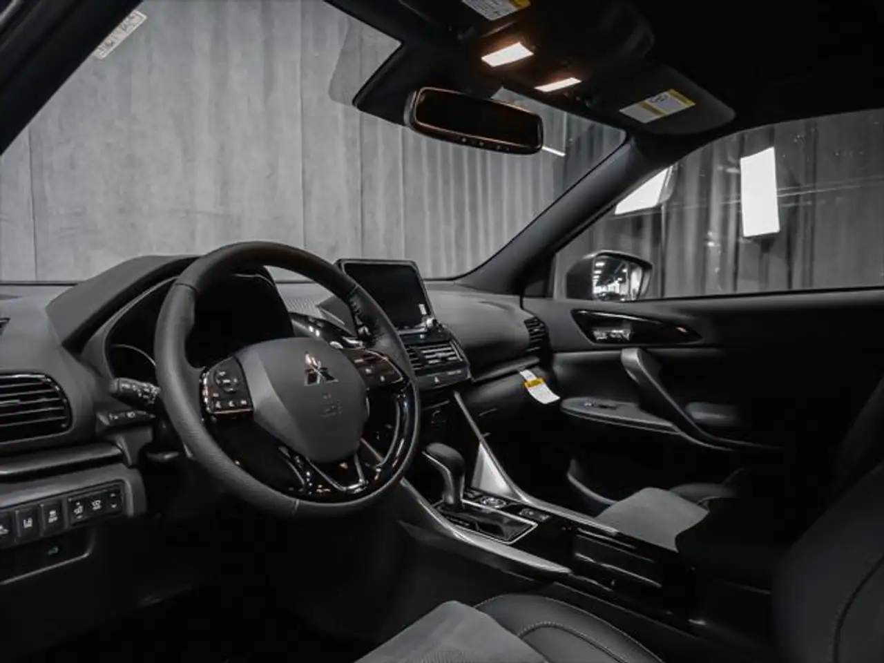 Mitsubishi Eclipse Cross снимка Mitsubishi Eclipse Cross