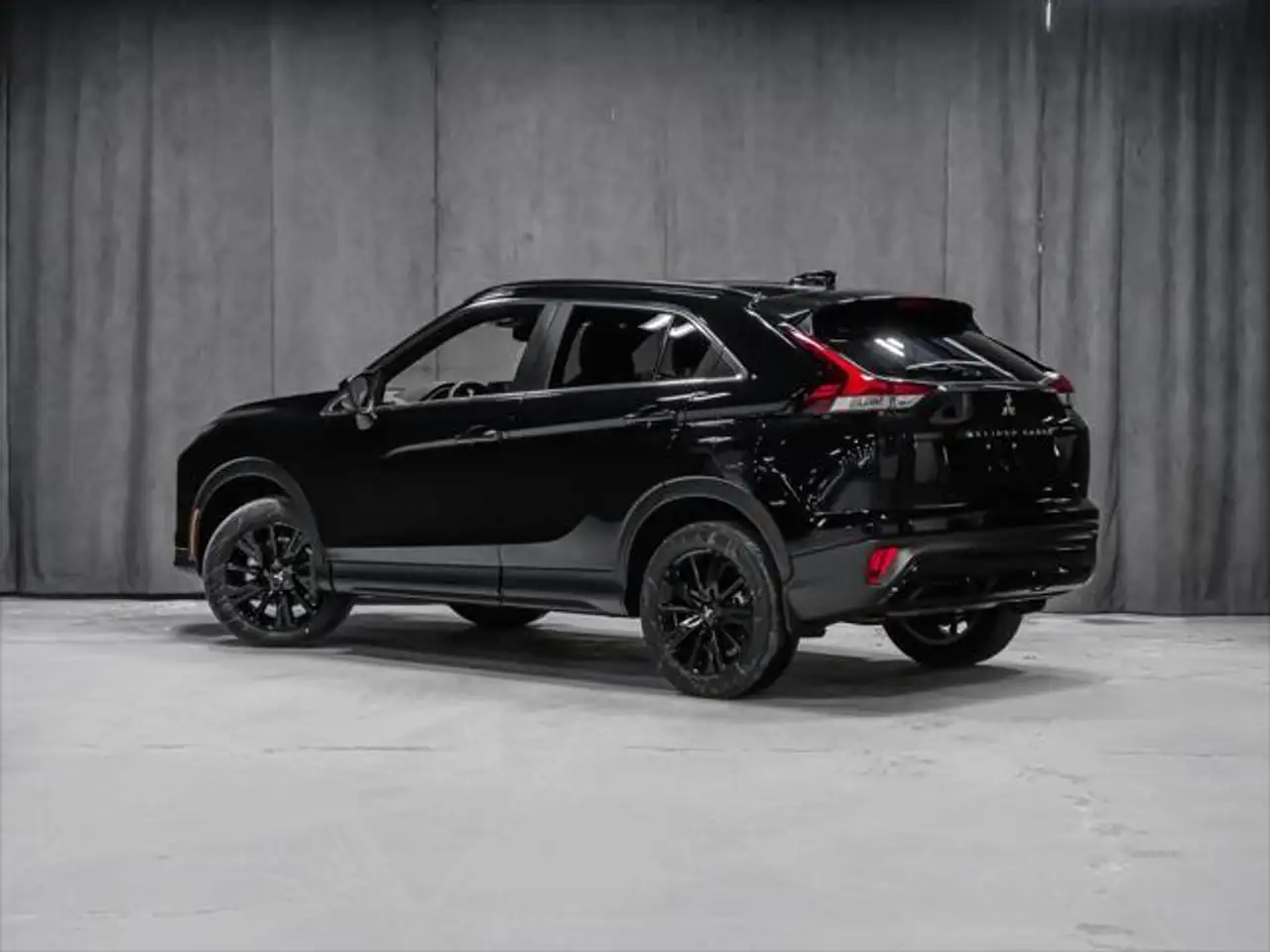 Mitsubishi Eclipse Cross снимка Mitsubishi Eclipse Cross