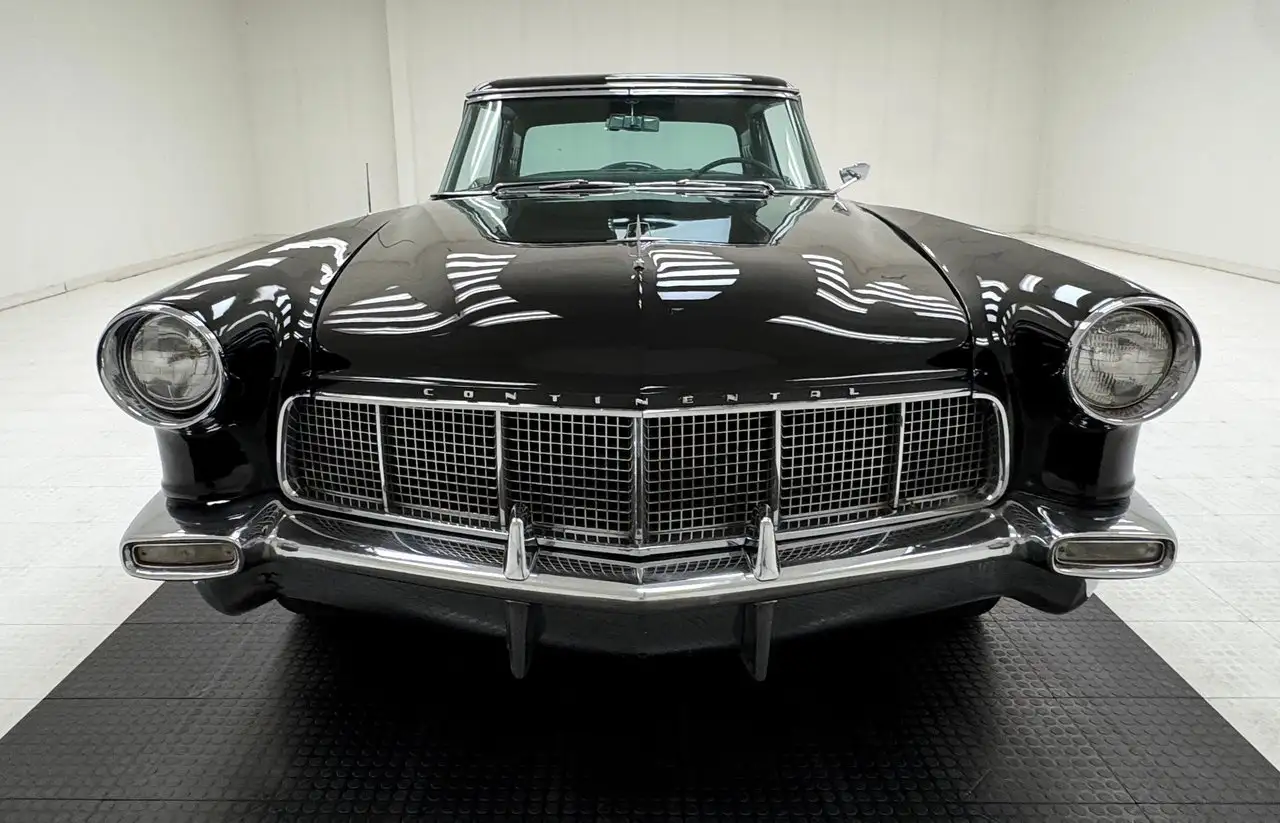 Lincoln Mark II 2 Door Sport Coupe, foto 8