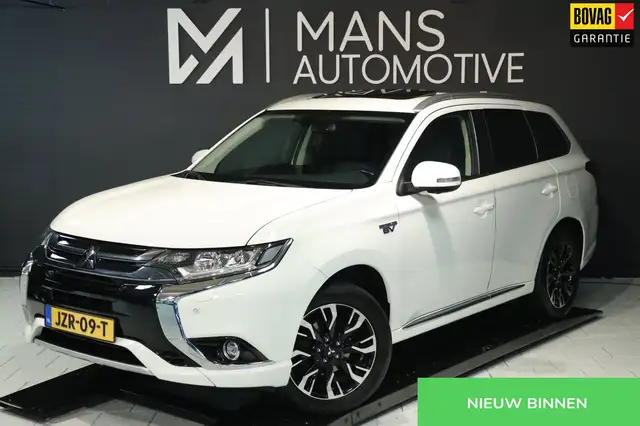Mitsubishi Outlander 2.0 PHEV Premium / PANO / 360 / KEYLESS / STUUR+ST
