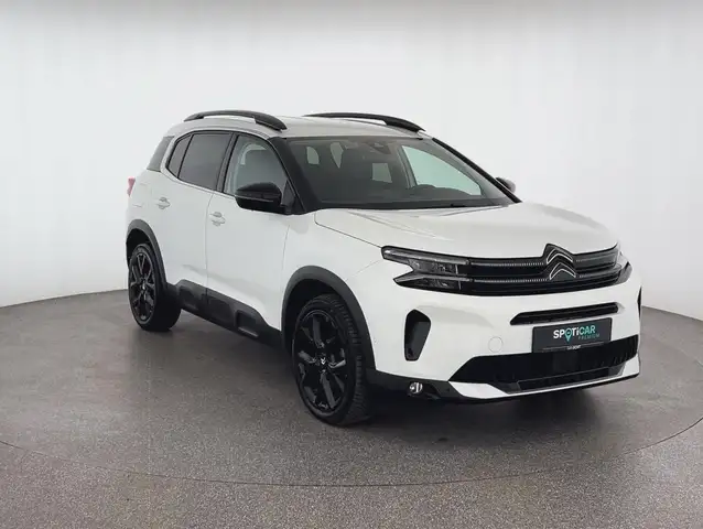 Citroen C5 Aircross view 3