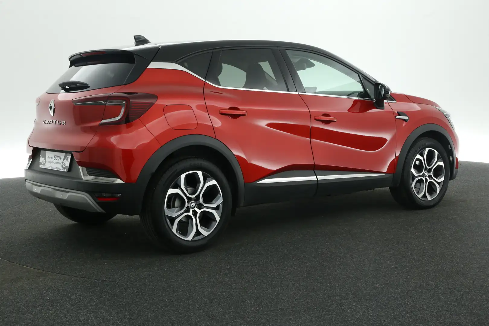 Renault Captur 1.3 TCe 140PK Automaat | Airco Cruise Carplay Came Rood - 2