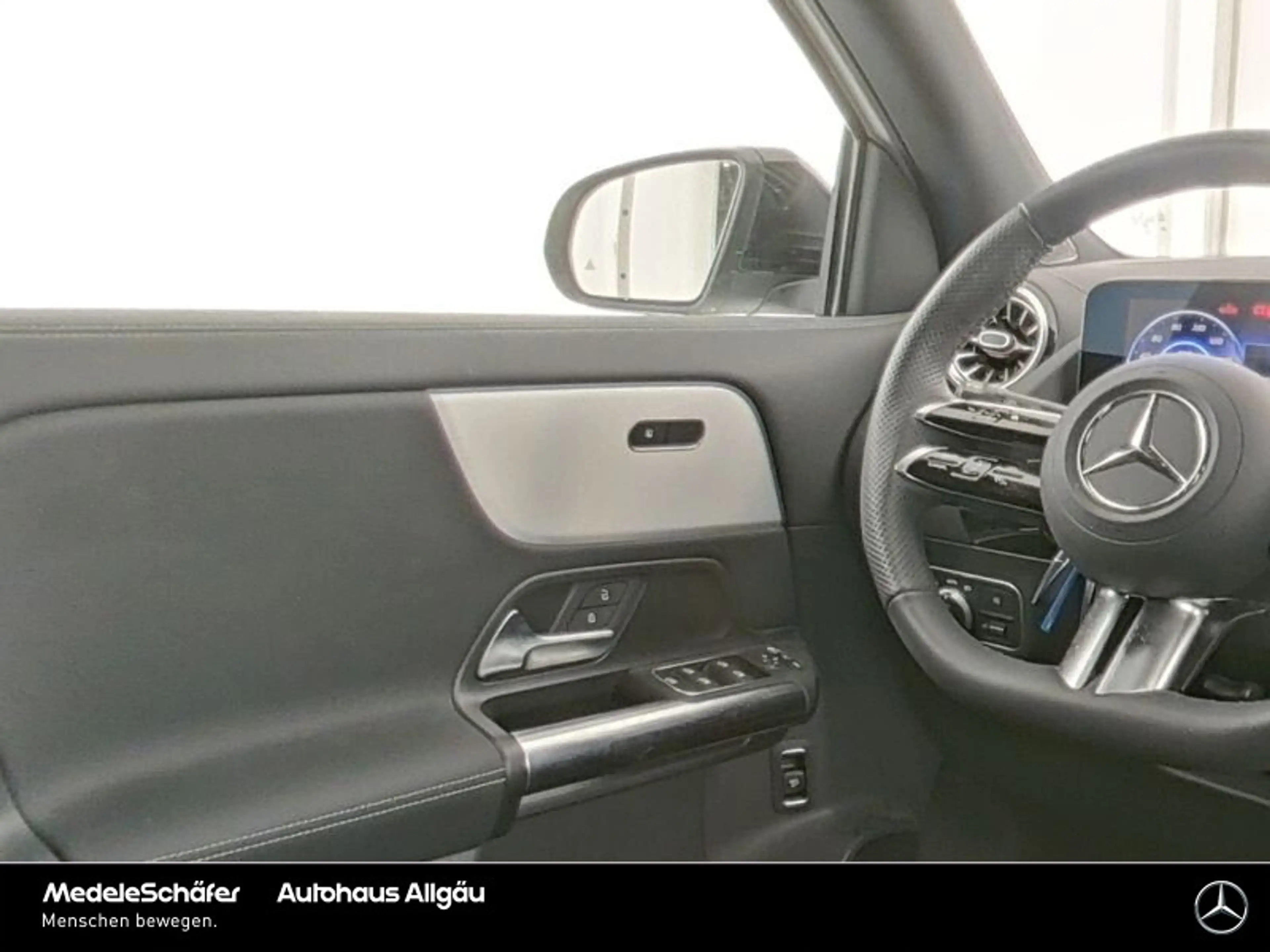 Mercedes-Benz EQA 250 EQA 250+ AMG Night LEDER Vorr.-Distronic AMG Line — photo 8