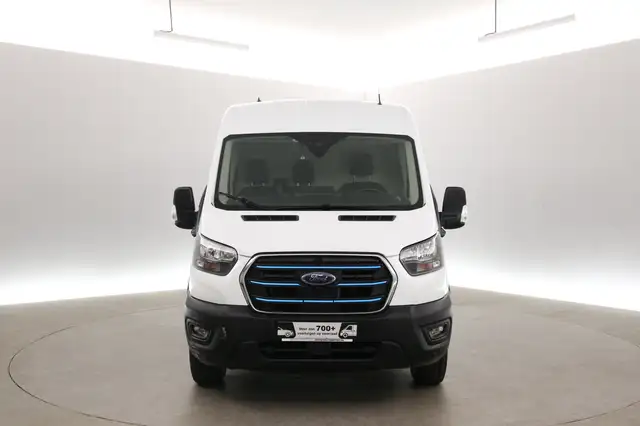 Ford E-Transit view 7