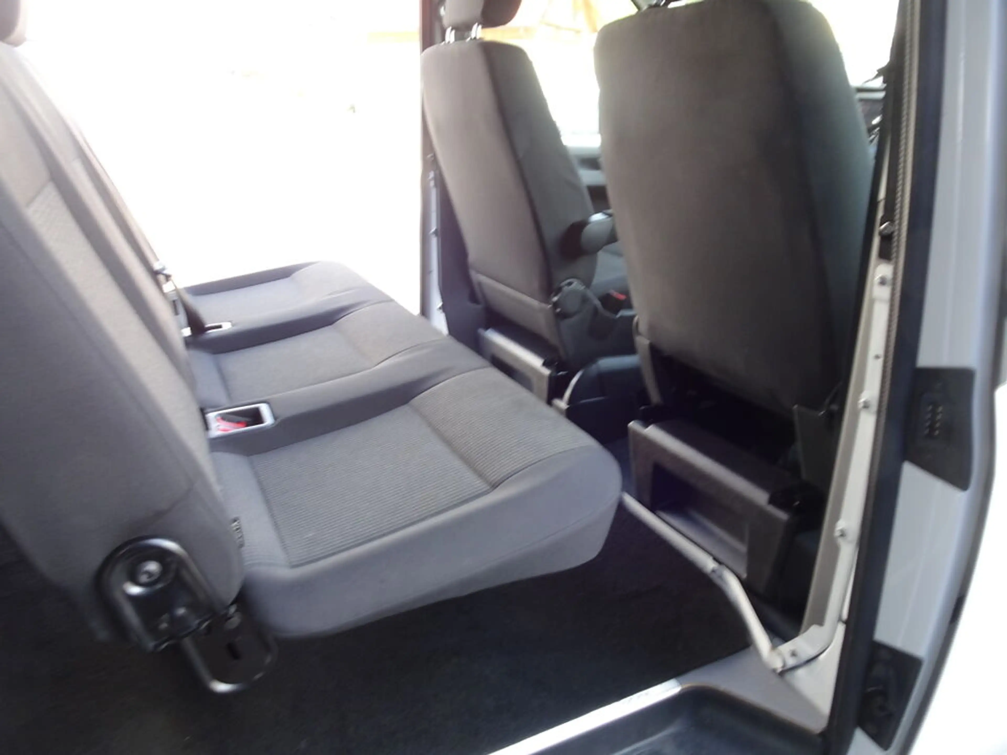 Volkswagen T6.1 Transporter /Doka KR 2,0 TDI 5-Sitze — photo 9