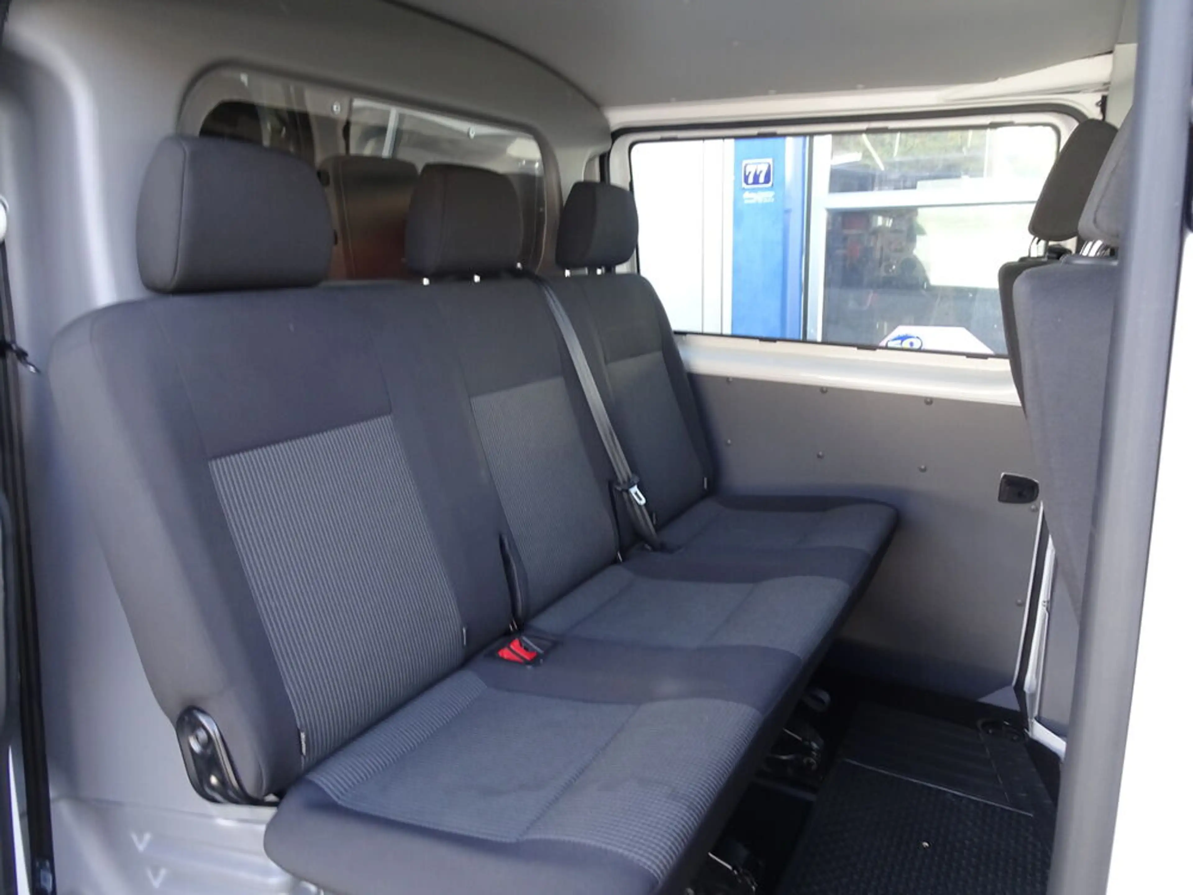 Volkswagen T6.1 Transporter /Doka KR 2,0 TDI 5-Sitze — photo 10
