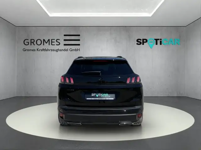 Peugeot 3008 view 4